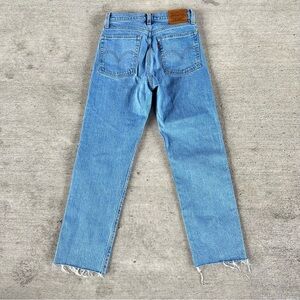 Levi’s Wedgie Straight Buttonfly Jeans Size 25